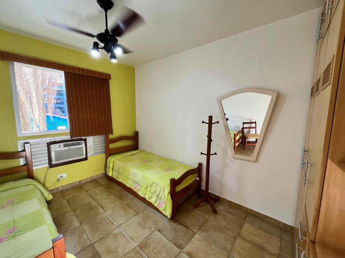Super Aconchegante E Espacoso - Sacada Ampla E Perto Da Praia - Super Confortavel - Ap. 13 - Ed. Maison Du Parc กัวรูจา ภายนอก รูปภาพ